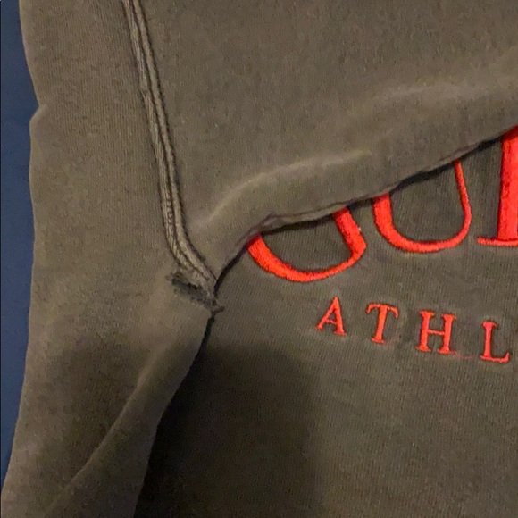 VINTAGE GUESS CREWNECK!!! - Picture 4 of 4